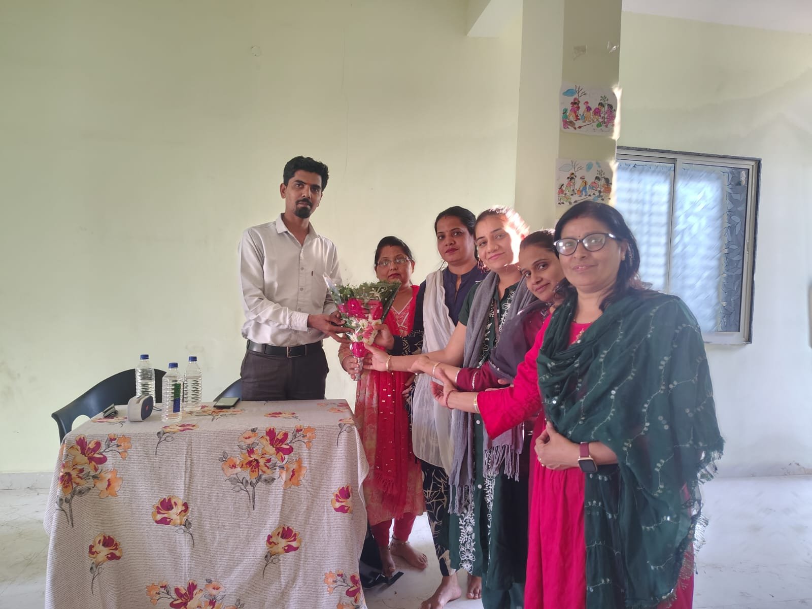 परतवाड्यात अमृत संस्थेच्या योजनांविषयी जनजागृती अतिरिक्त फोटो