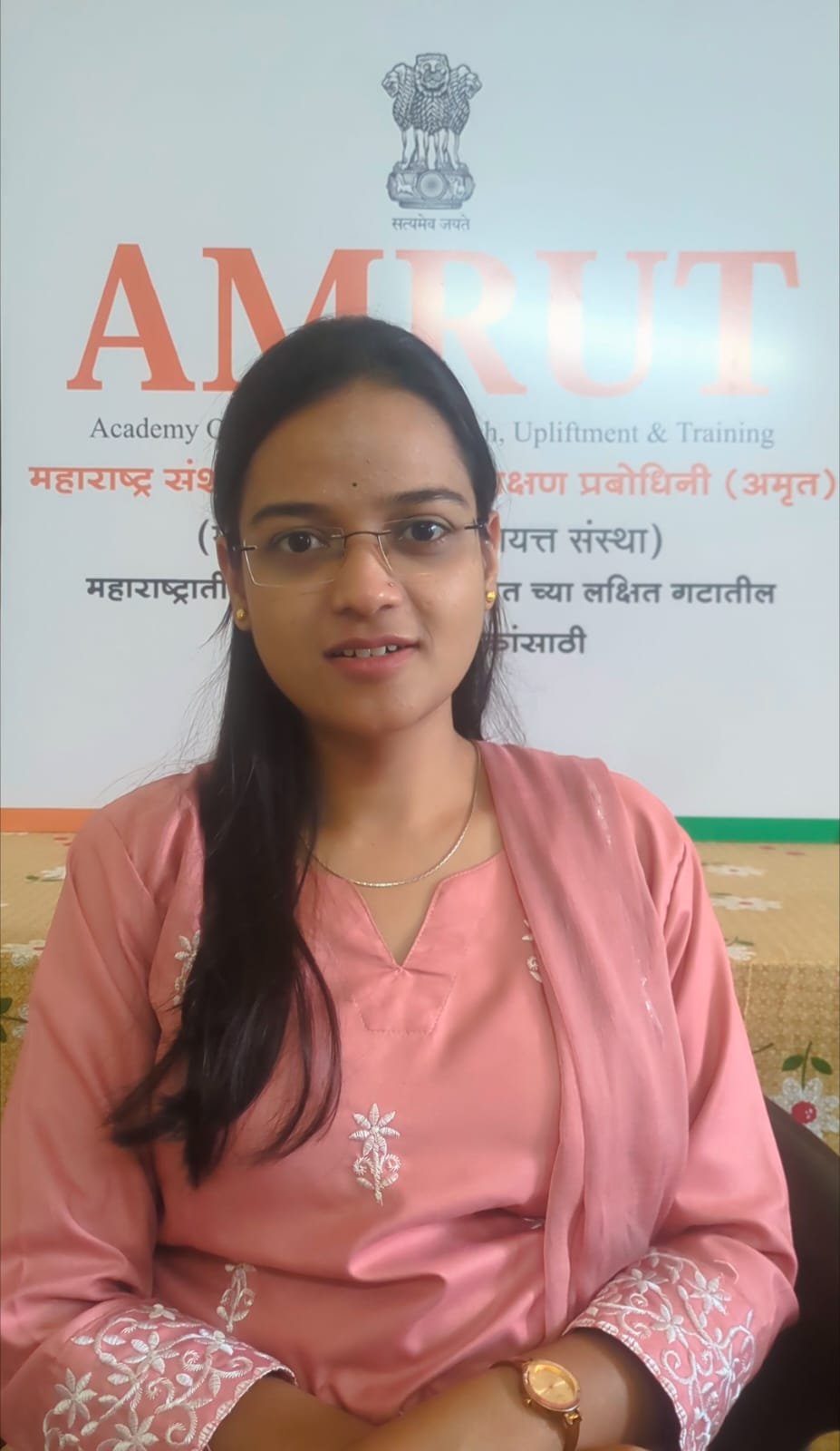 राज्यात पाचवा क्रमांक पटकावत रसिका ठाकूर राज्य कर निरीक्षक; 'अमृत'च्या अर्थसहाय्याची लाभली मोलाची साथ