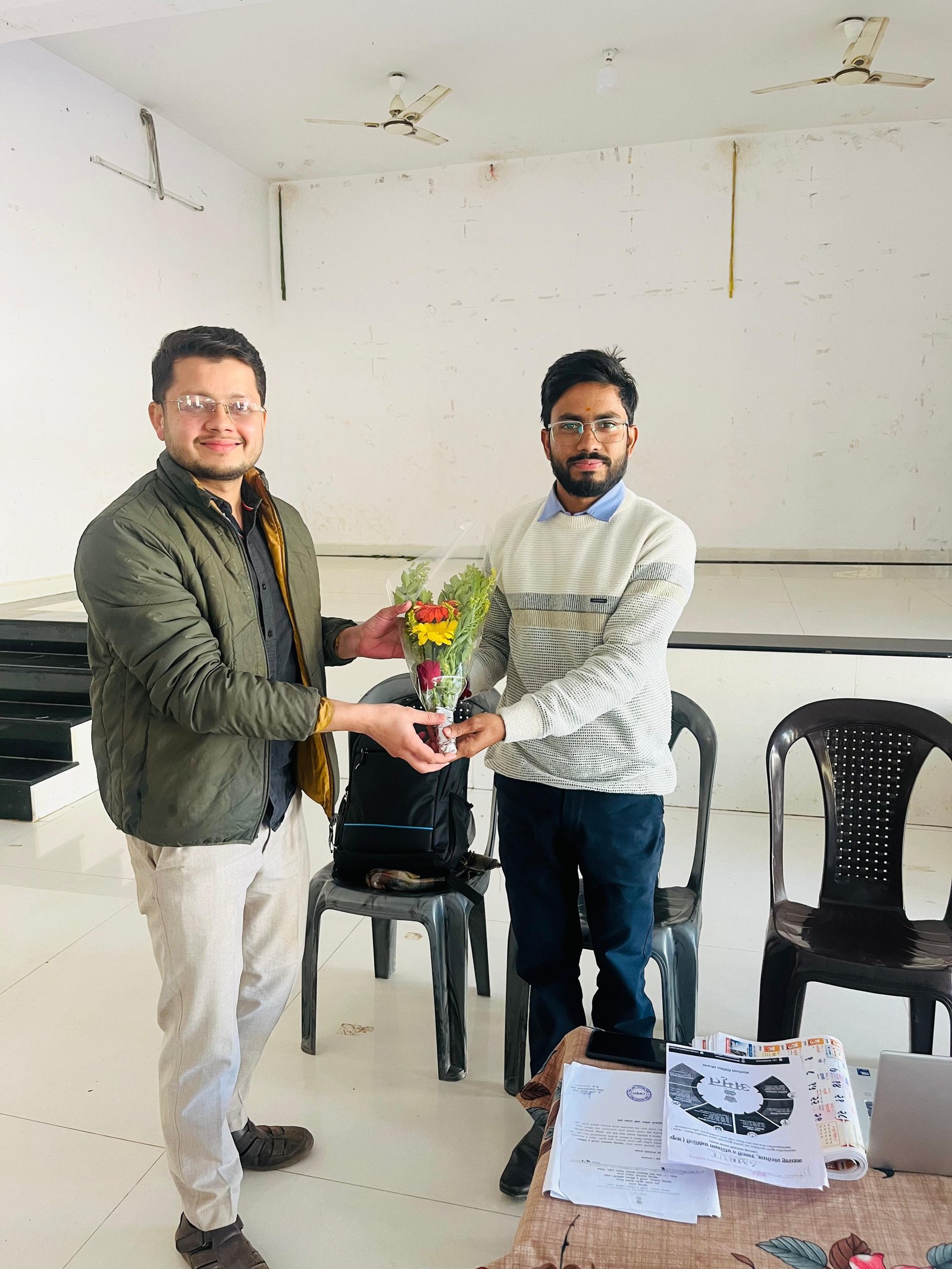 गोंदियाच्या तिरोडा तालुक्यात नवउद्योजक घडण्यासाठी अमृत संस्थेने तरुणांना घातली साद अतिरिक्त फोटो