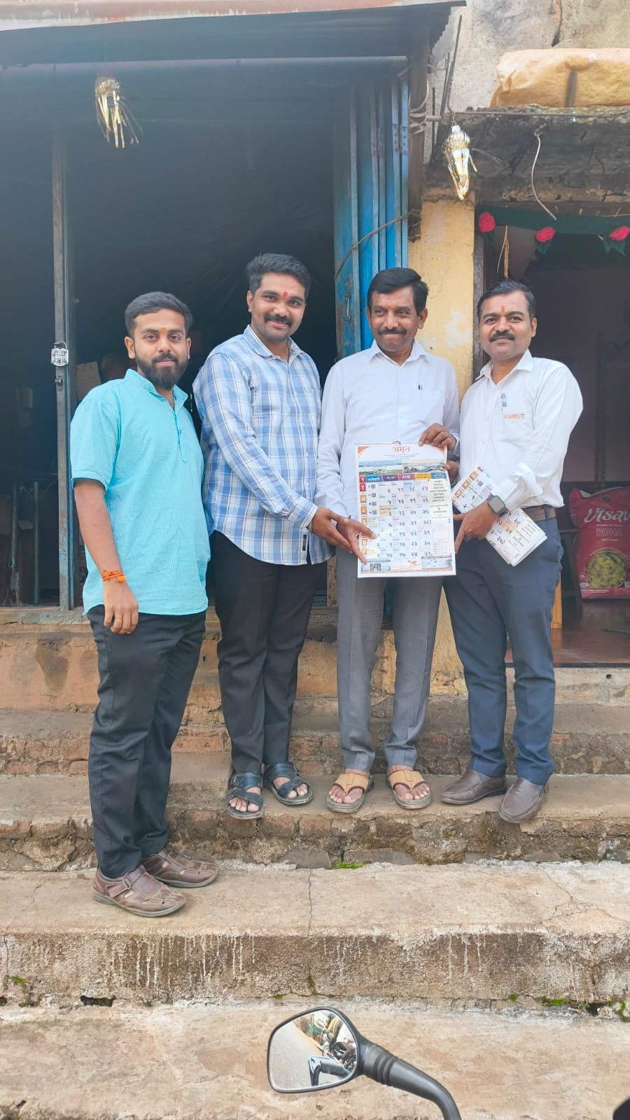 चंदगडचे नवनिर्वाचित नगरसेवक अमेय सबनीस यांचे अमृत संस्थेकडून अभिनंदन अतिरिक्त फोटो