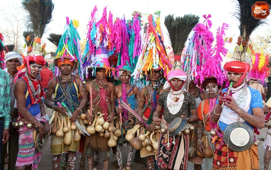 नंदुरबार जिल्ह्यातील राजवाडी होळी अतिरिक्त फोटो