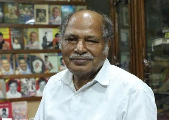 पद्मश्री अंके गौडांचे २० लाख पुस्तकांचे मोफत ग्रंथालय