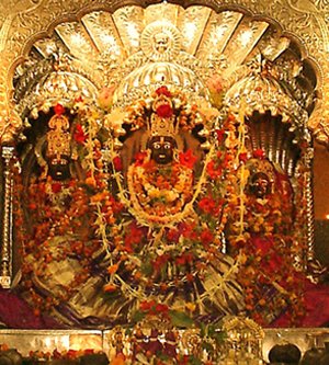 नाशिकमधील अनोखा श्रीराम रथोत्सव अतिरिक्त फोटो