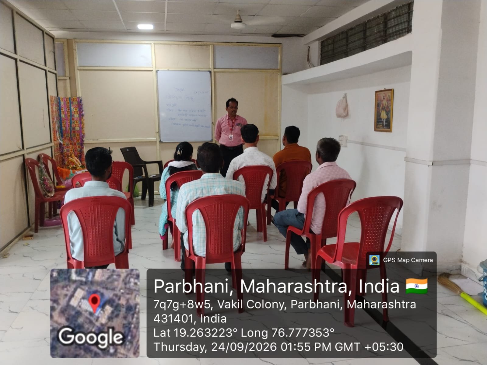 परभणी येथे उद्योजकता विकास प्रशिक्षणात कर्जप्रक्रियेचे सविस्तर मार्गदर्शन अतिरिक्त फोटो