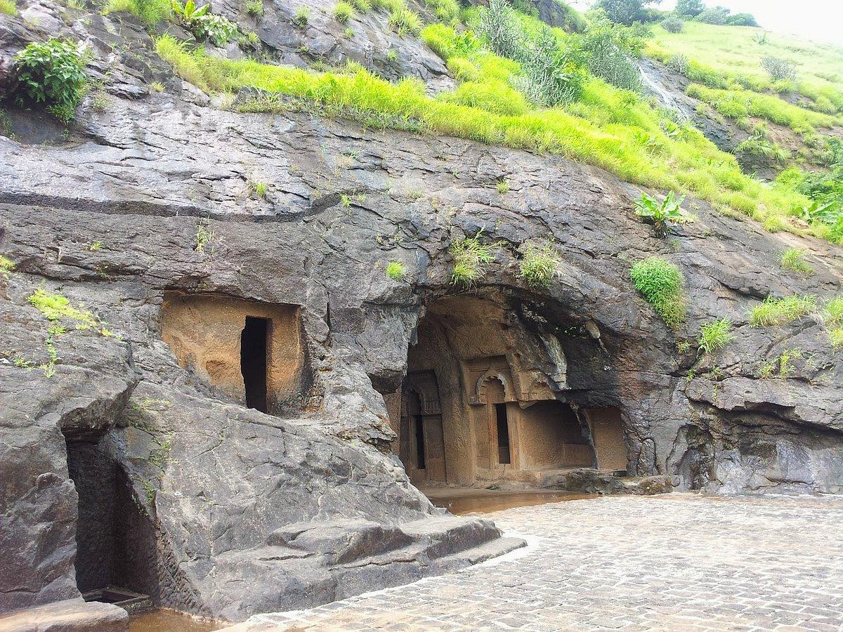 सह्याद्रीच्या कुशीतला प्राचीन खजिना; बेडसे लेण्यांची थक्क करणारी शिल्पकथा अतिरिक्त फोटो