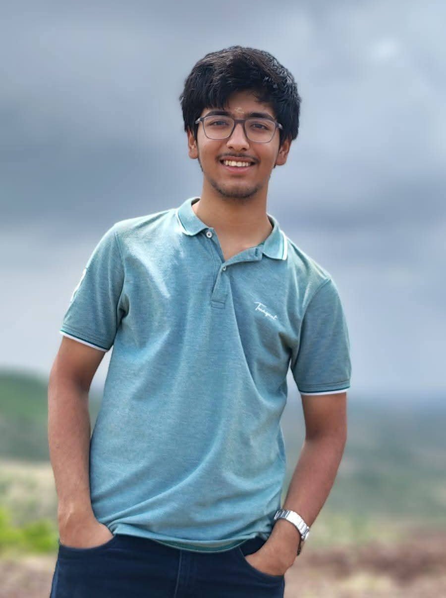 'आयआयटी धनबाद'मध्ये शिकणाऱ्या सांगलीच्या अथर्व सहस्रबुद्धेला अमृत संस्थेचा मदतीचा हात