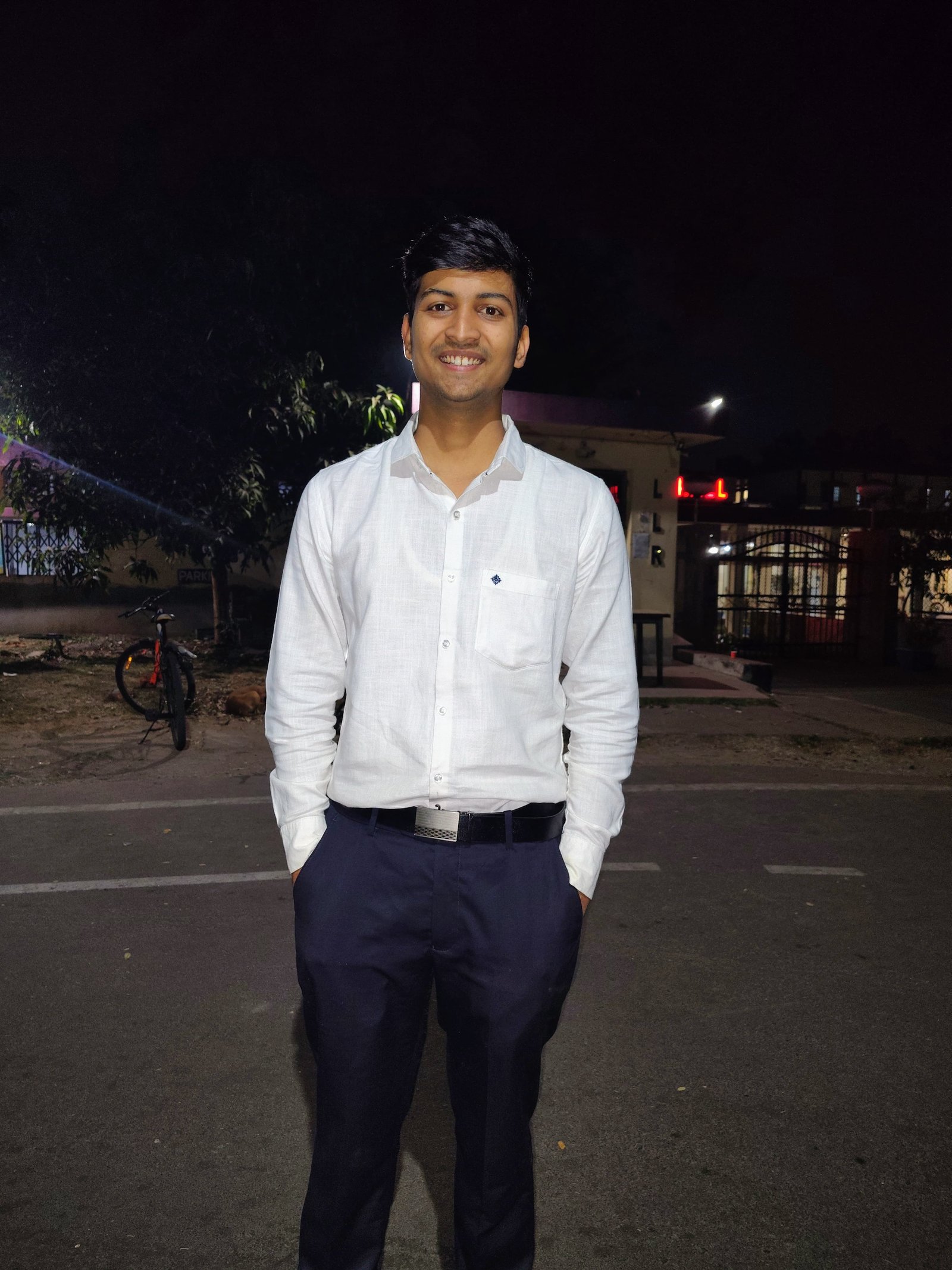 अमृतच्या अर्थसाहाय्याने रिसोडच्या रौनकची  आयआयटी खडगपूरमध्ये निवड  